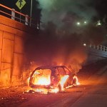 Incendian auto y hieren a disparos a joven en Culiacán