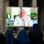 Papa Francisco reza el Ángelus resfriado desde su residencia: “Estoy mejorando”