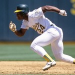 Murió Rickey Henderson, líder histórico en bases robadas de la MLB